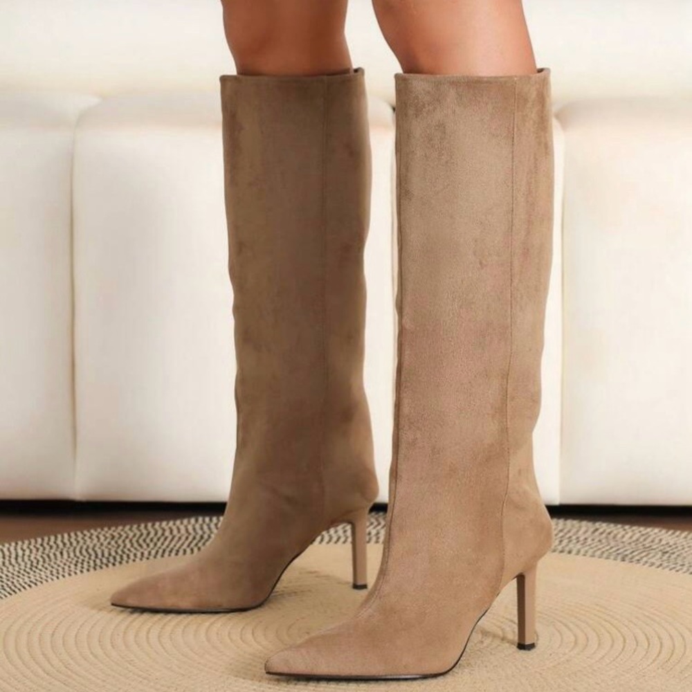 SHEIN BAE Fashionable Brown Boots . NEW SIZE (CN 36) US SIZE 6